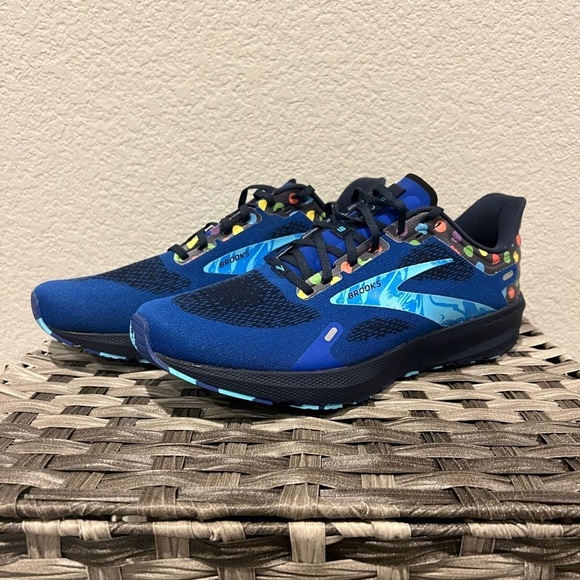 Brooks Other - NWOT! Brooks Limited Edition Launch 9 Speed Blue w/poka dot running shoes